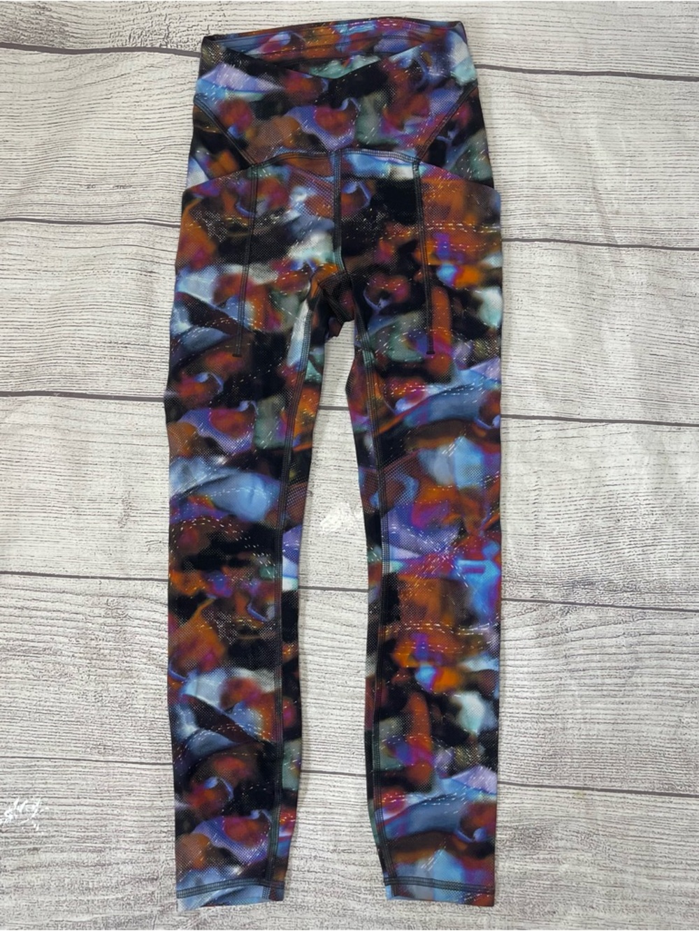 Lululemon Power Thru Women’s 0 Tight 25" HYDM Hyper Drift Multi Leggings